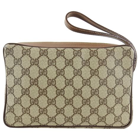 gucci signature wristlet size|clutch Gucci original.